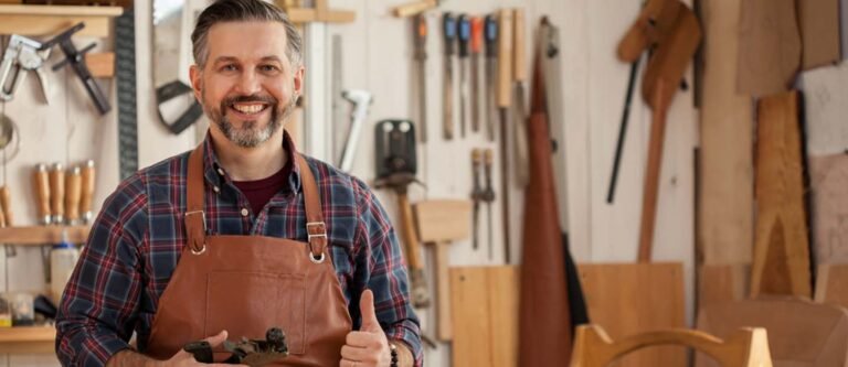 نجارة وتركيب أبواب خشبية في دبي سماء البركان 0526639659