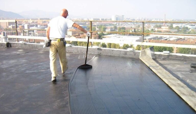 شركة عزل في الشارقة سماء البركان 0526639659