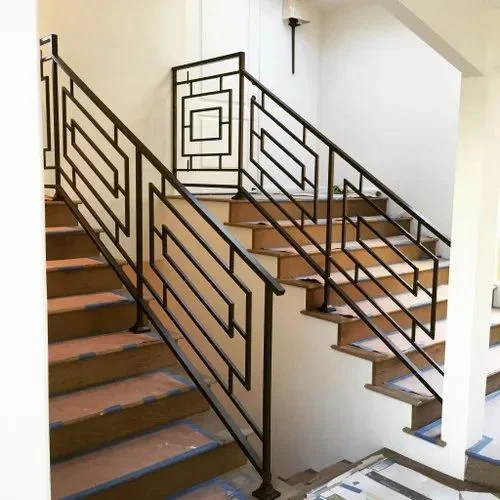 حدادة وألومنيوم في رأس الخيمة سماء البركان 0526639659